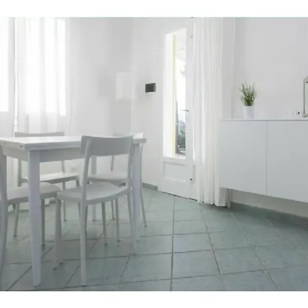 Les Bougainville - Colibri 1 Tatil Evi *